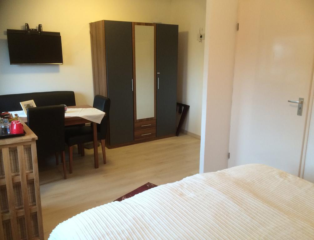 Bed And Breakfast Влисинген Екстериор снимка